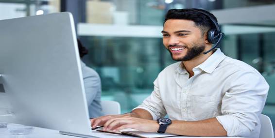Customer support feature in eCommerce website